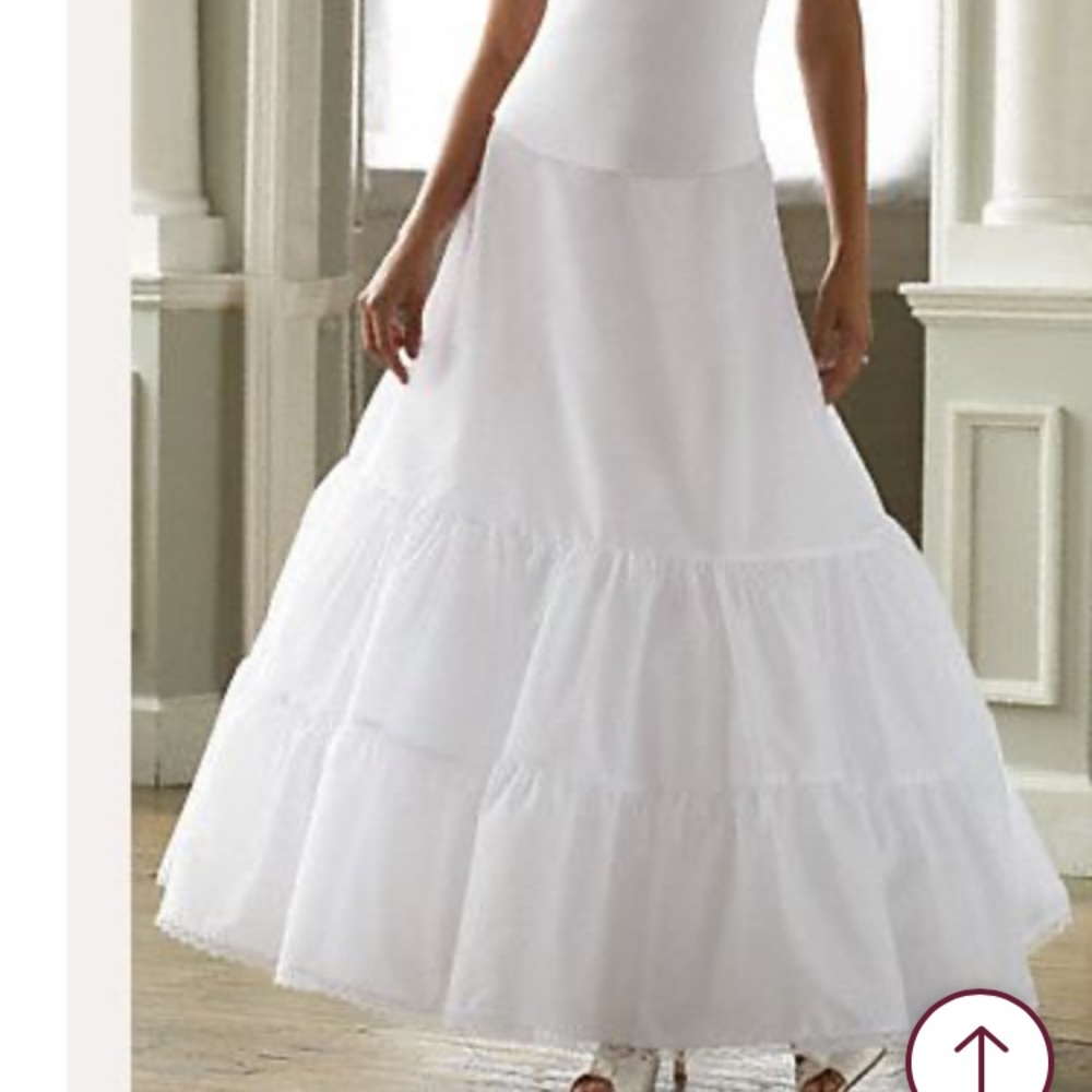Two Tier Medium Fullness A-Line Slip